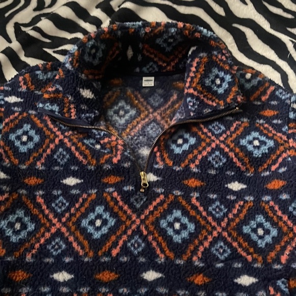 ZIP UP - Picture 2 of 4